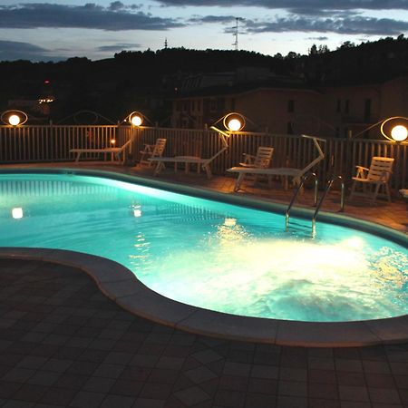 Hotel Sporting Tabiano Terme Exterior foto