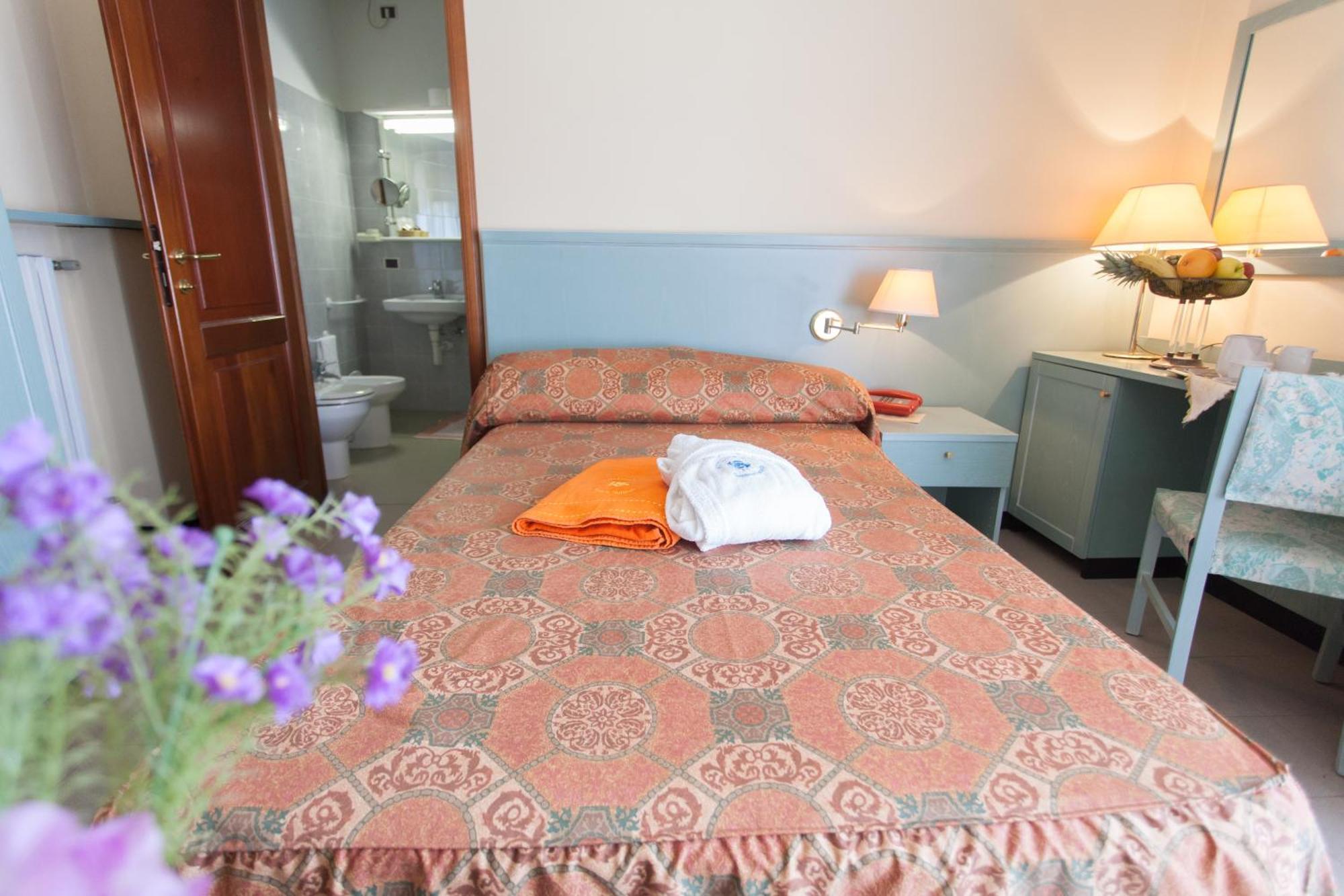 Hotel Sporting Tabiano Terme Quarto foto