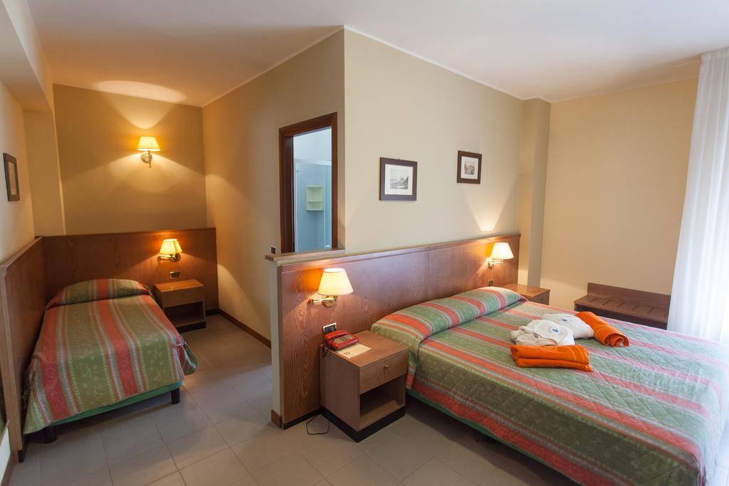 Hotel Sporting Tabiano Terme Exterior foto