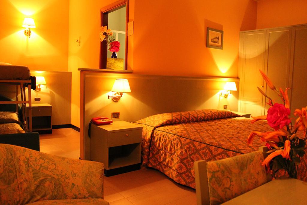 Hotel Sporting Tabiano Terme Quarto foto
